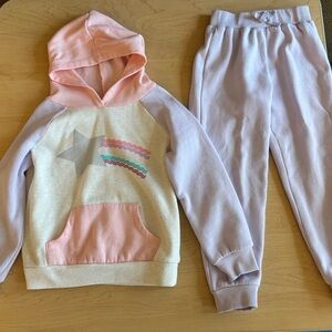 Kids Headquarters Pink and Cream Girls Sweatshirt and Sweatpants Set size 6